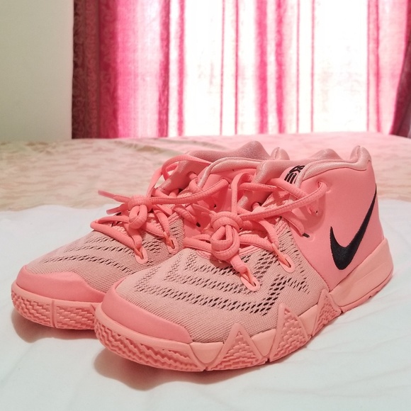 nike kyrie atomic pink